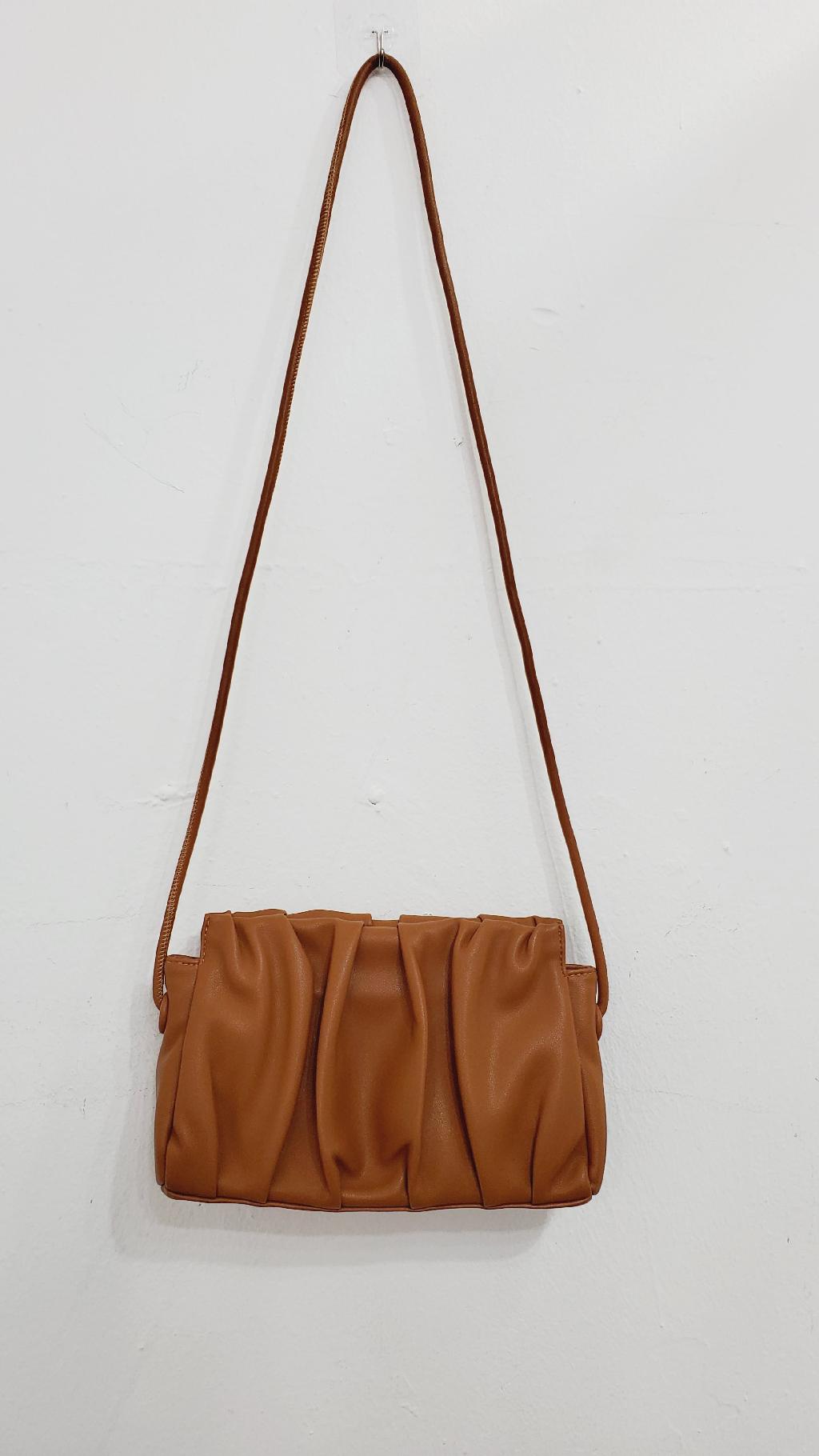 샤링크로스무지가방(카멜)