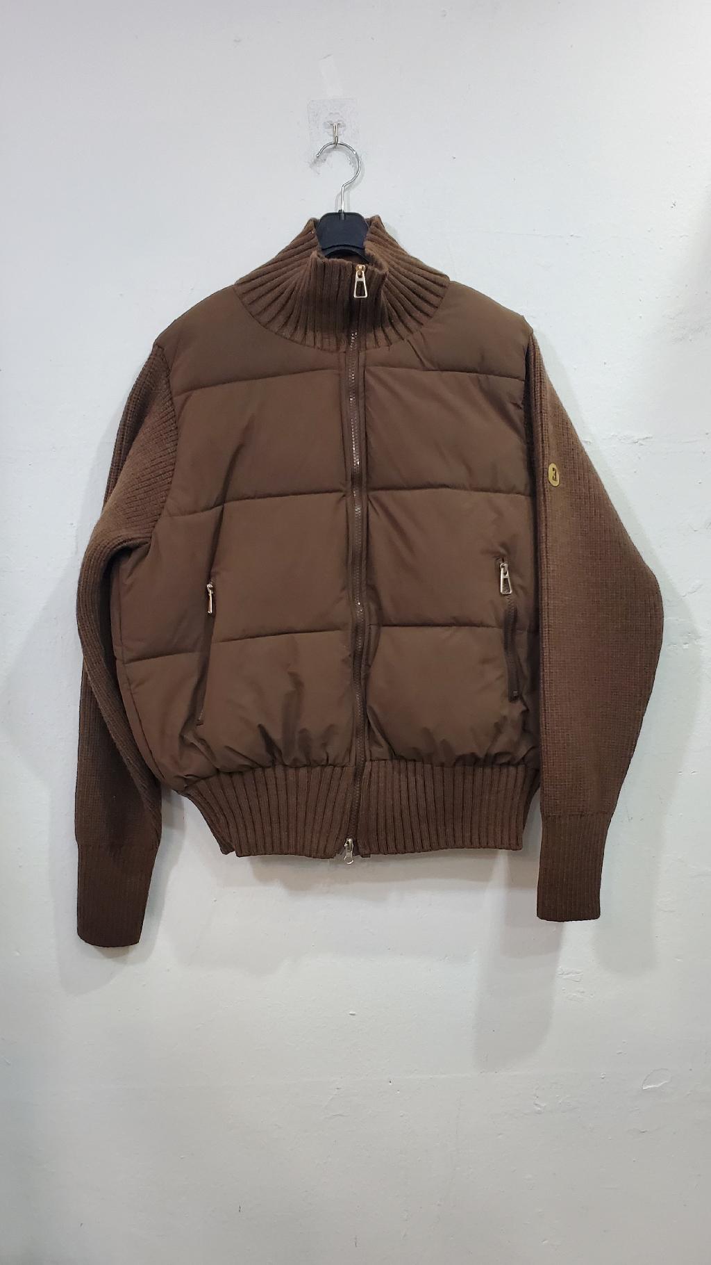 시보리배색집업패딩