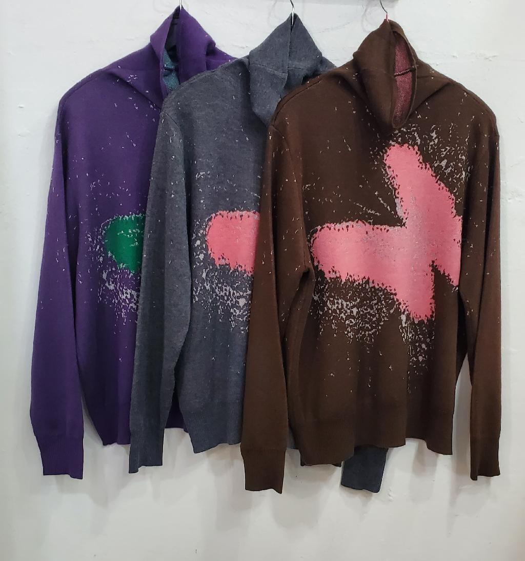 큰나비울폴라니트