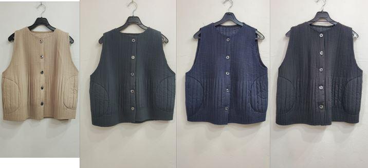 컬러누빔주름조끼