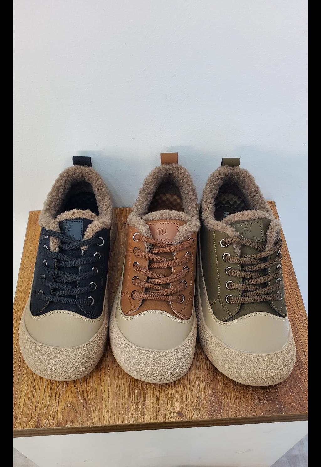 588뽀글이스니커즈