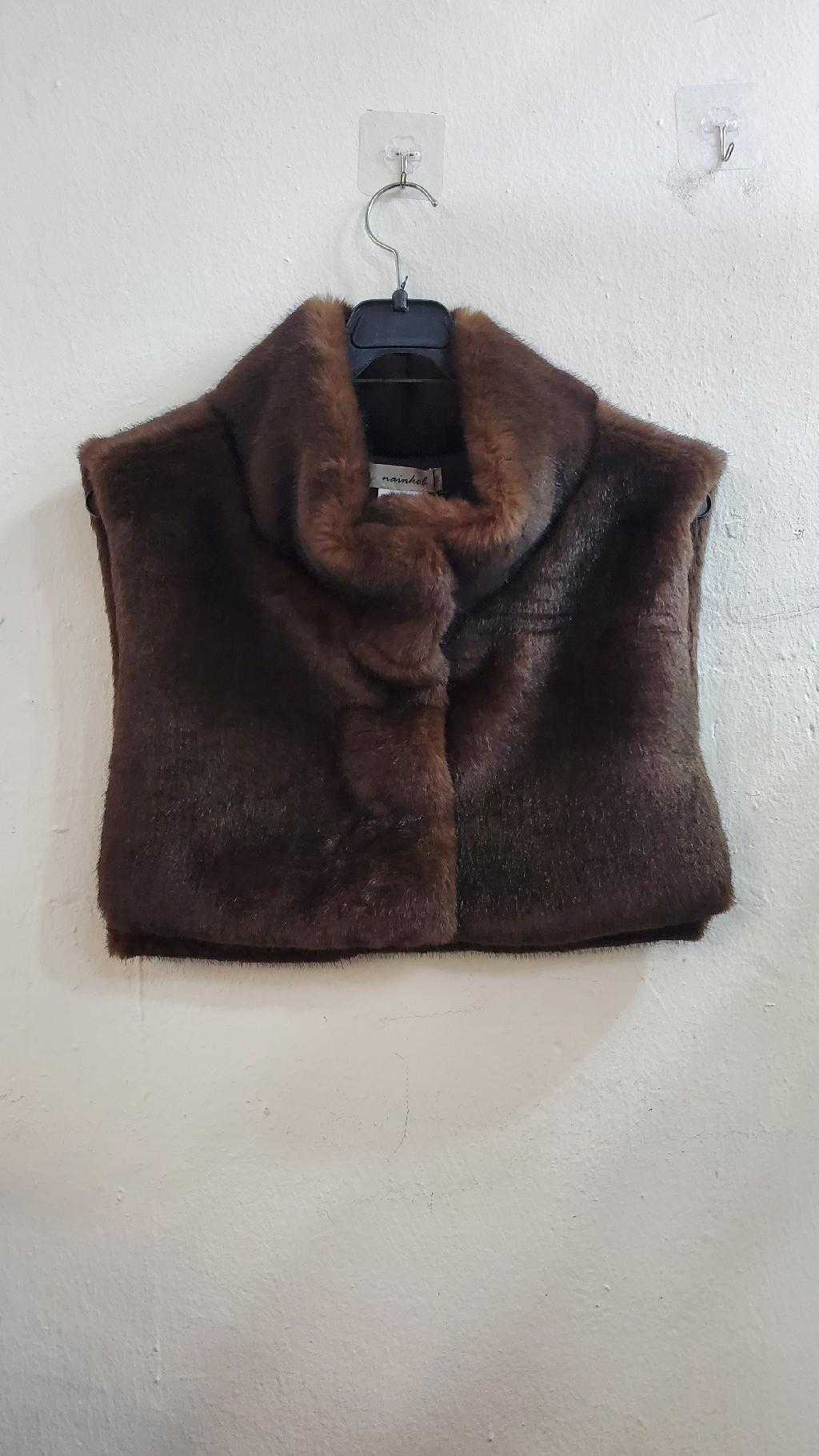 (자석단추)하이넥카라페이크퍼밍크조끼