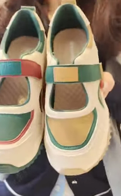 4번)596발볼있는밴드운동화(굽5센티)