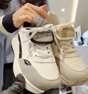 20번)P513운동화(굽높이 4.5)