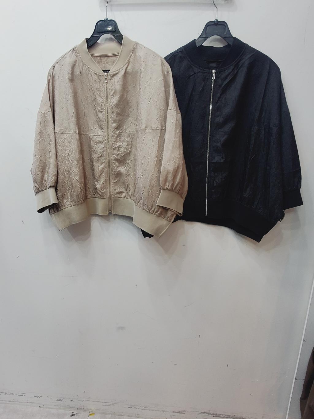 시보리와샤주름점퍼